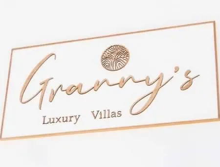 别墅 Grannys 弗伊尼基昂