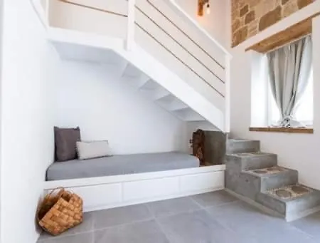 Grannys Villa