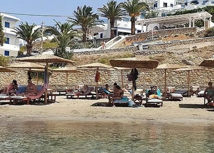 Grannys * Foiníkion